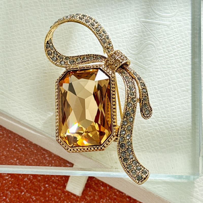 铜合金仿水晶胸针 高端施家水晶拜占庭蝴蝶结精致胸针R1771