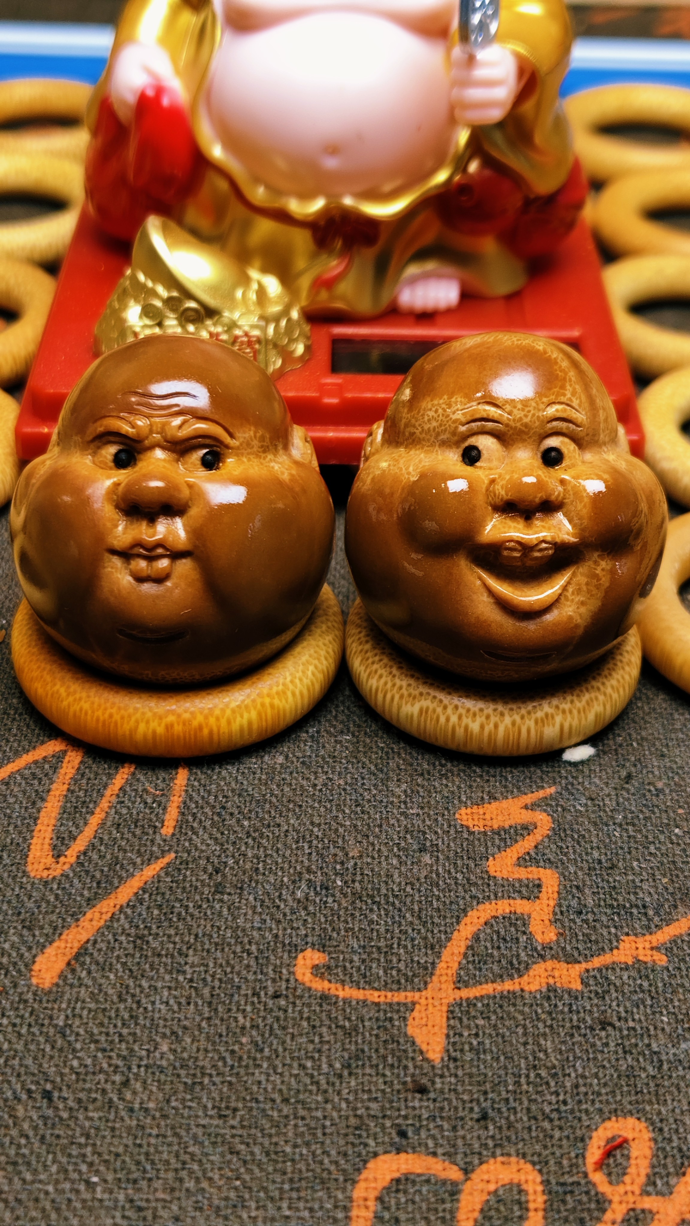 橄榄核，呆呆手球一对， 开心的，人生百态，百态人生。，