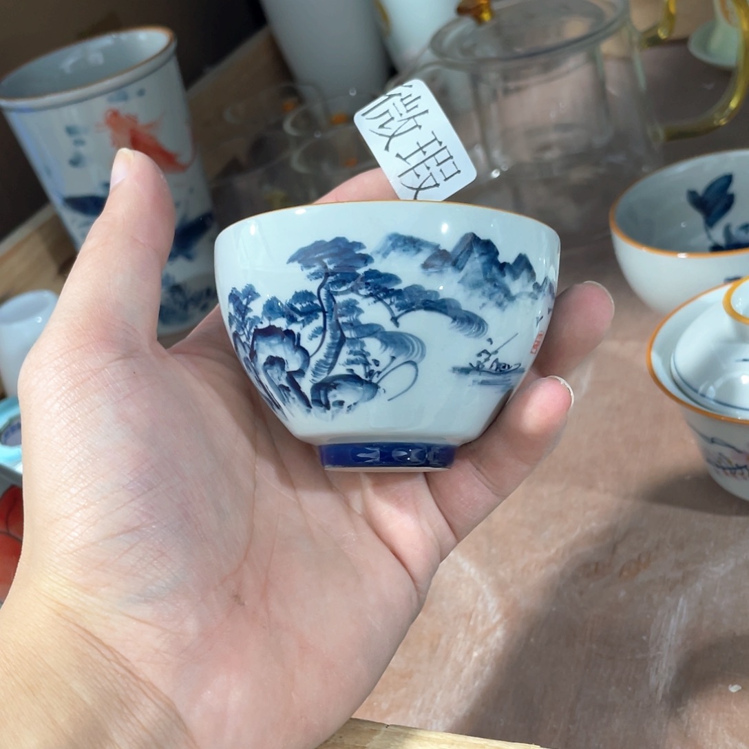 釉下手绘茶具微瑕