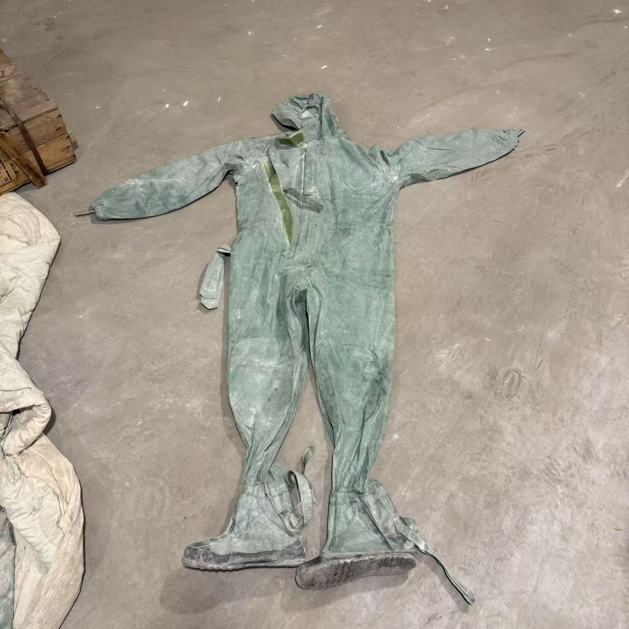 正品66防毒服防护衣