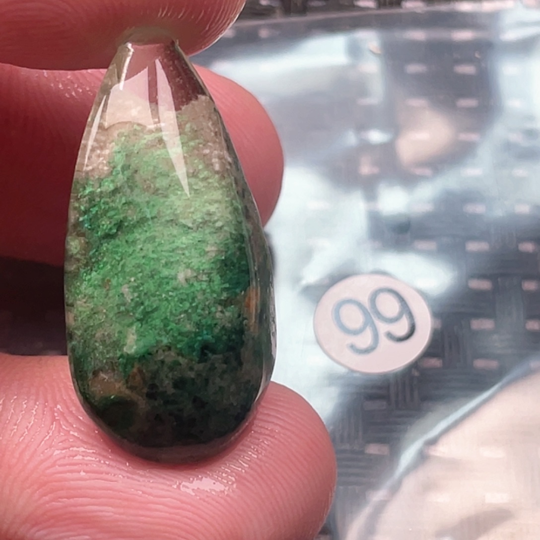 【闪购商品】颈饰未镶嵌水晶三**泰