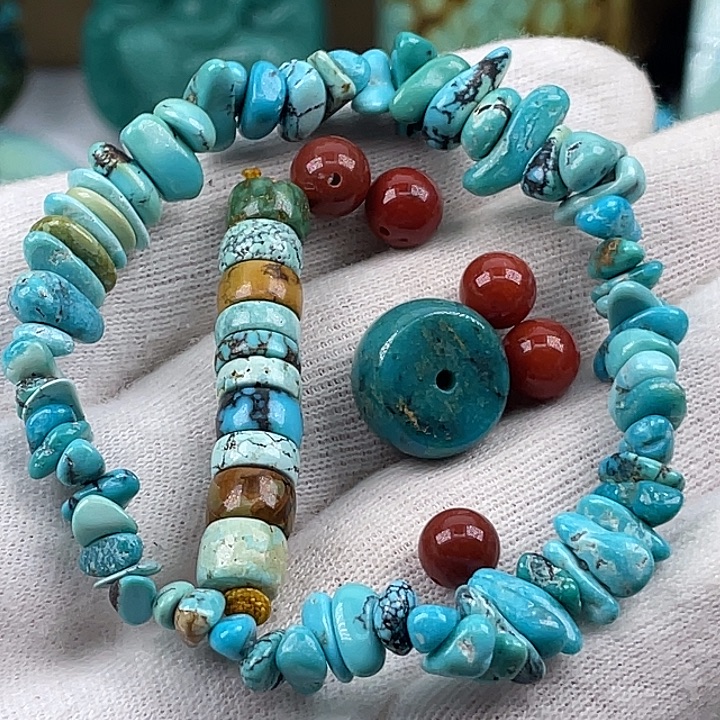 南红玛瑙未镶嵌珠宝奇石