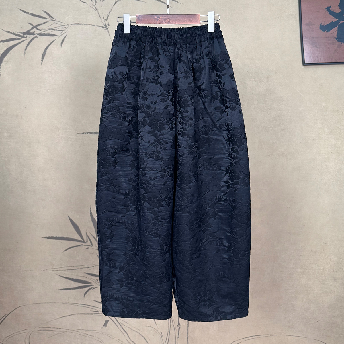 【卷卷新中式】”黑牡丹“锦油绸提花刻丝老钱风直筒裤+香蕉裤系列！