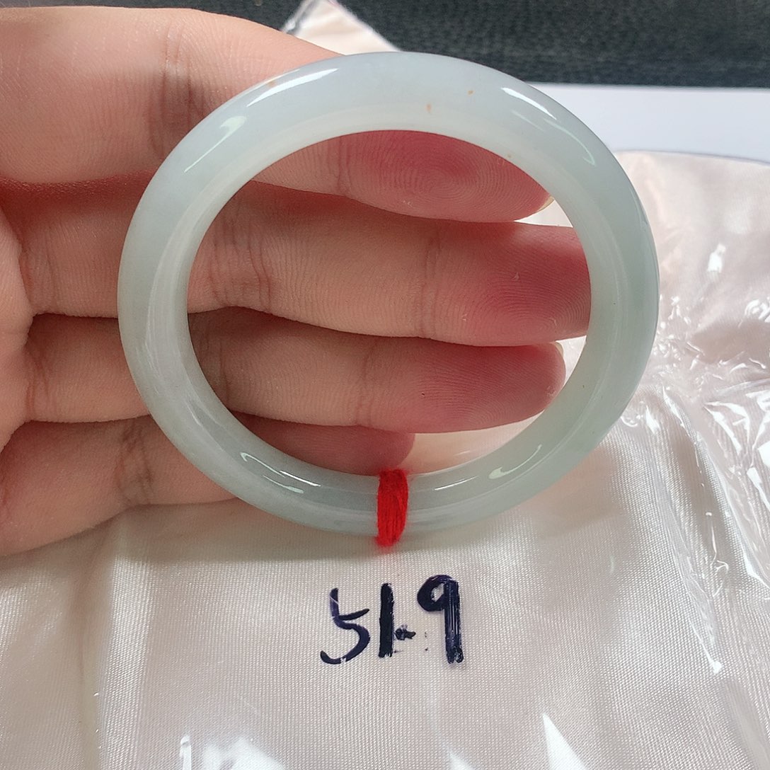 未镶嵌手镯（圆镯）翡翠311号