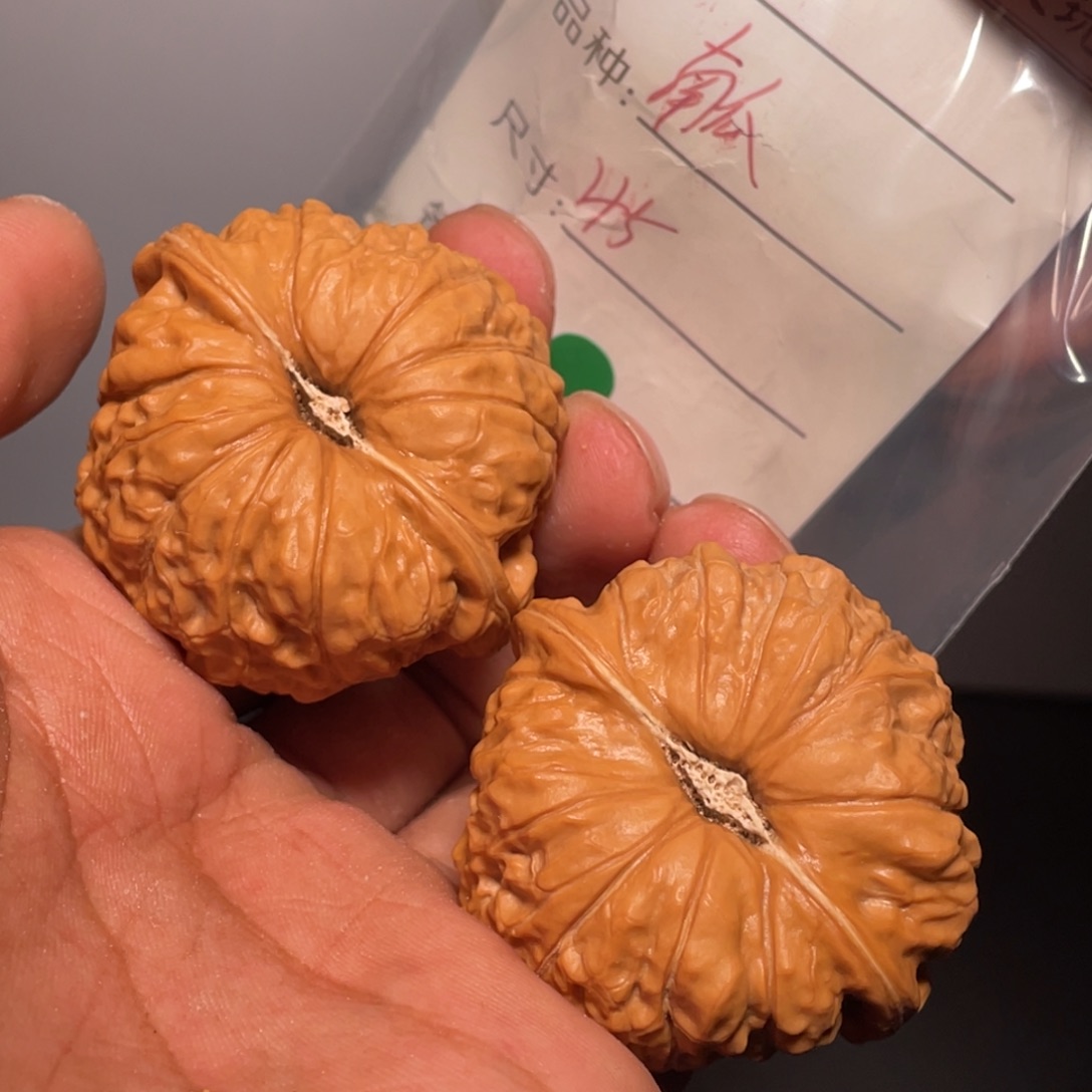 文玩核桃吊坠文玩核桃