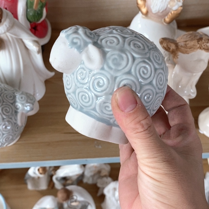 摆件陶瓷树脂材料