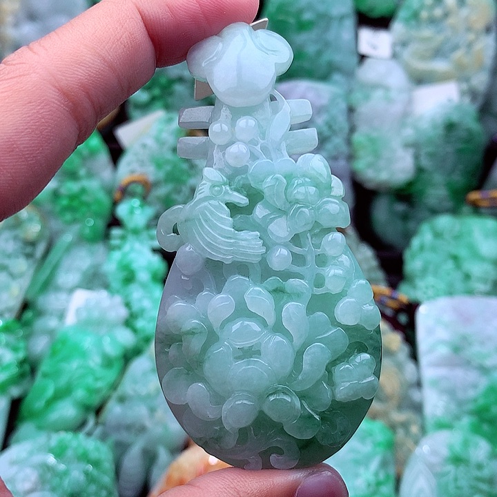 翡翠吊坠(不含链)未镶嵌