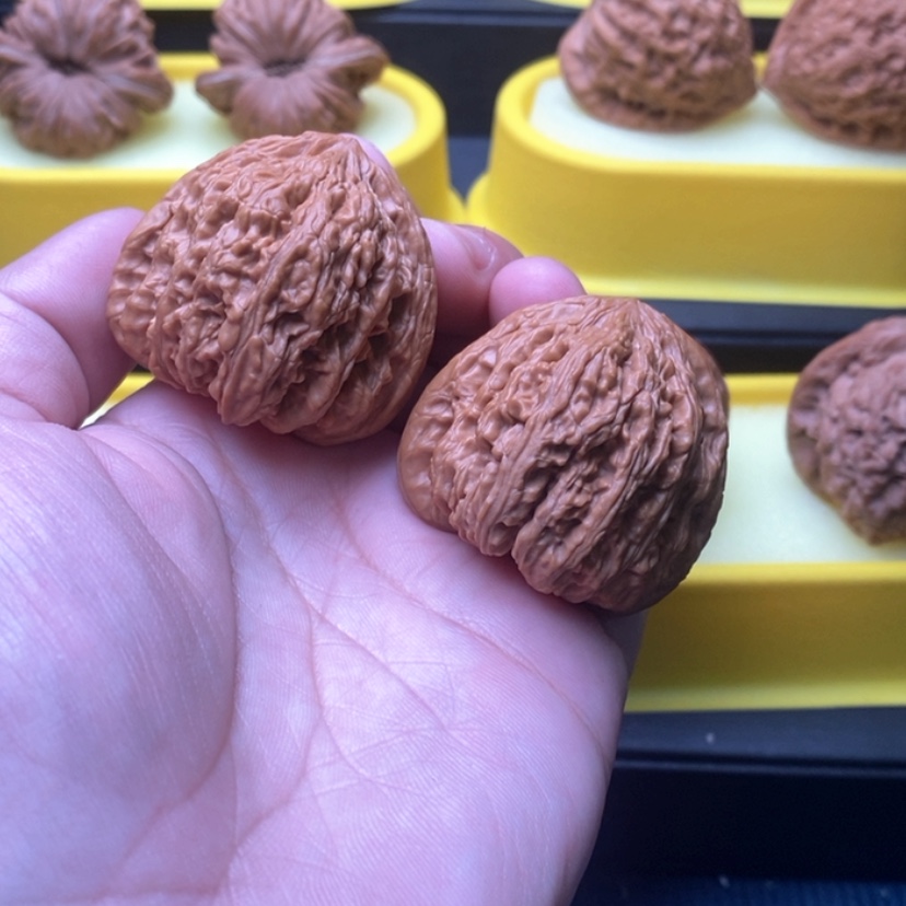 【闪购商品】文玩核桃吊坠39尺红宝石