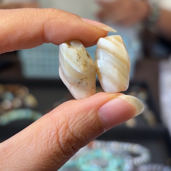 未镶嵌颈饰玛瑙/玉髓玛瑙