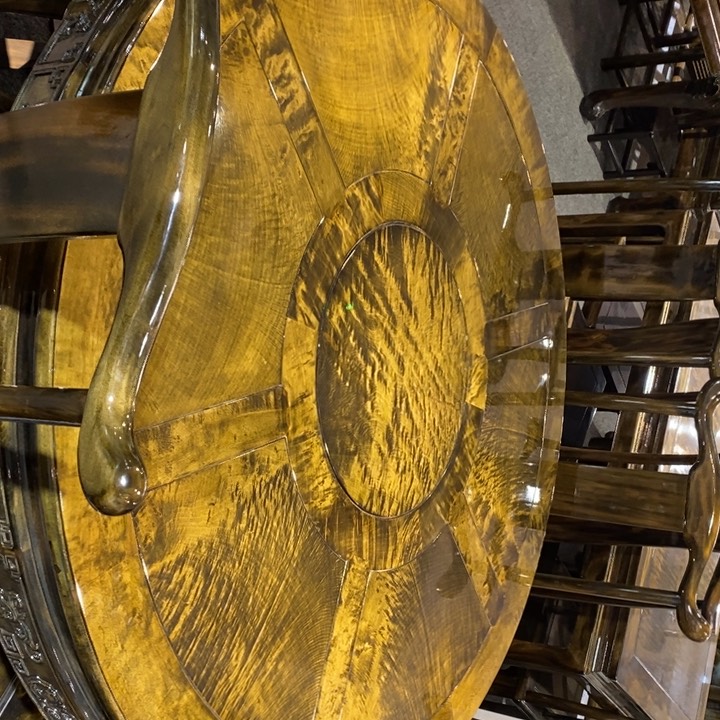 楠木圆餐桌七件套1.38米