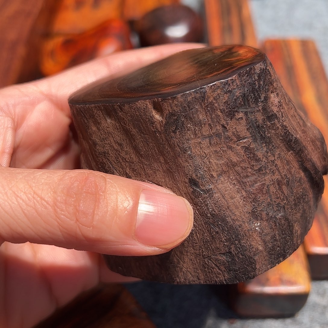 用***9交趾黄檀（大红酸枝）