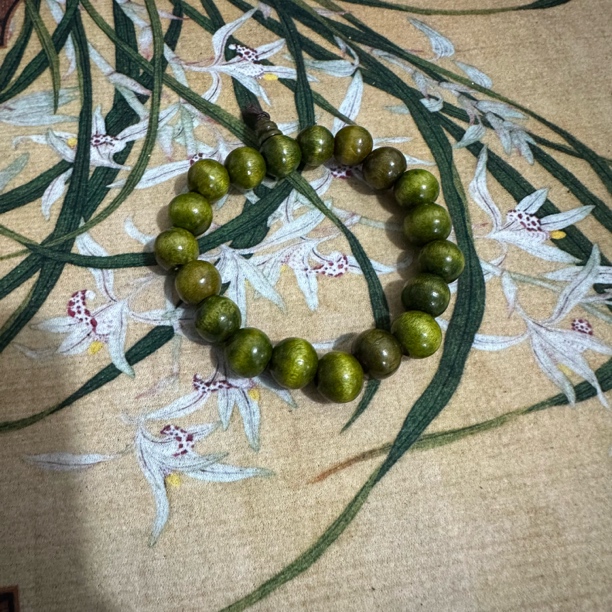 沉香木-殿堂系列S级 新中式手串D179