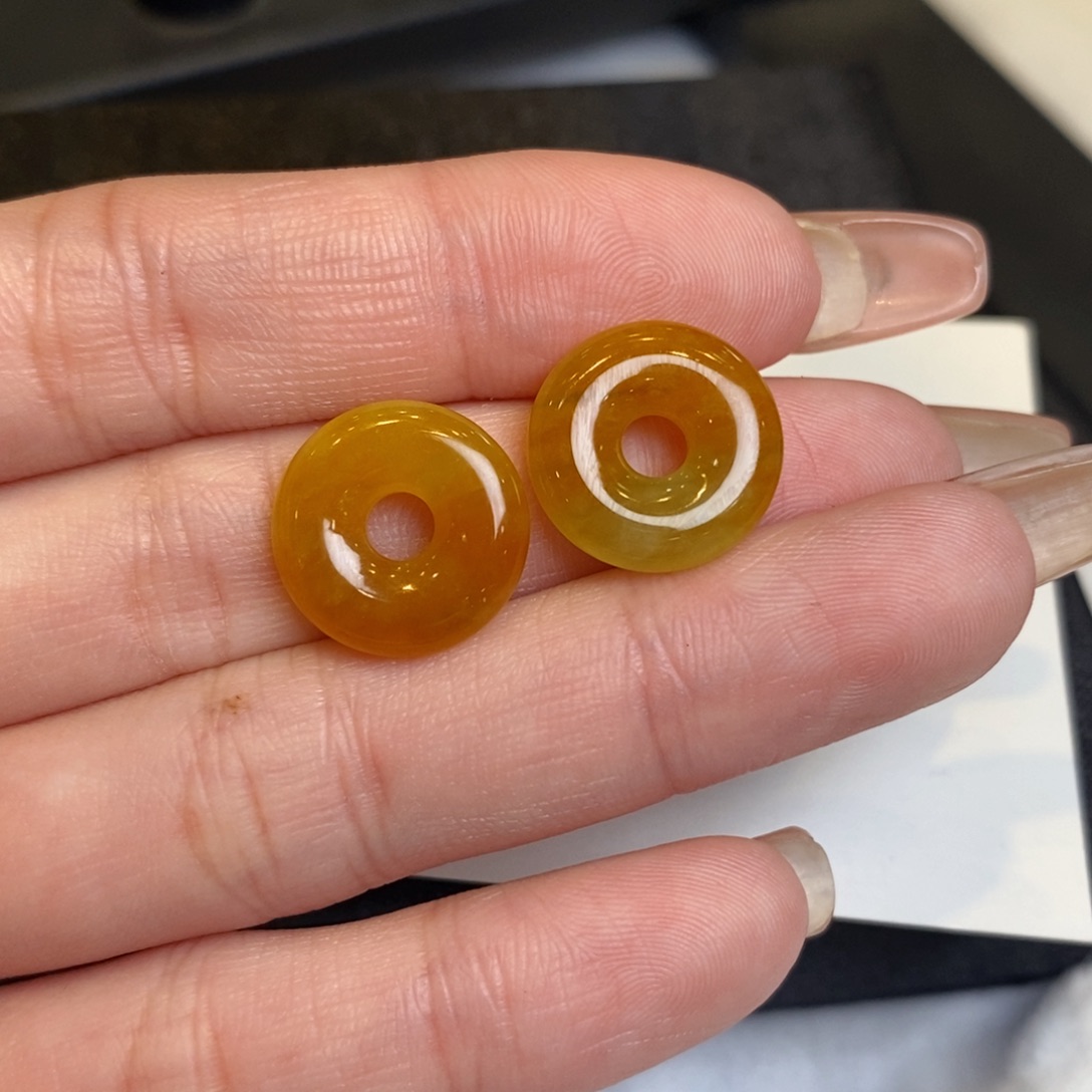 翡翠耳饰未镶嵌冰红翡甜甜圈