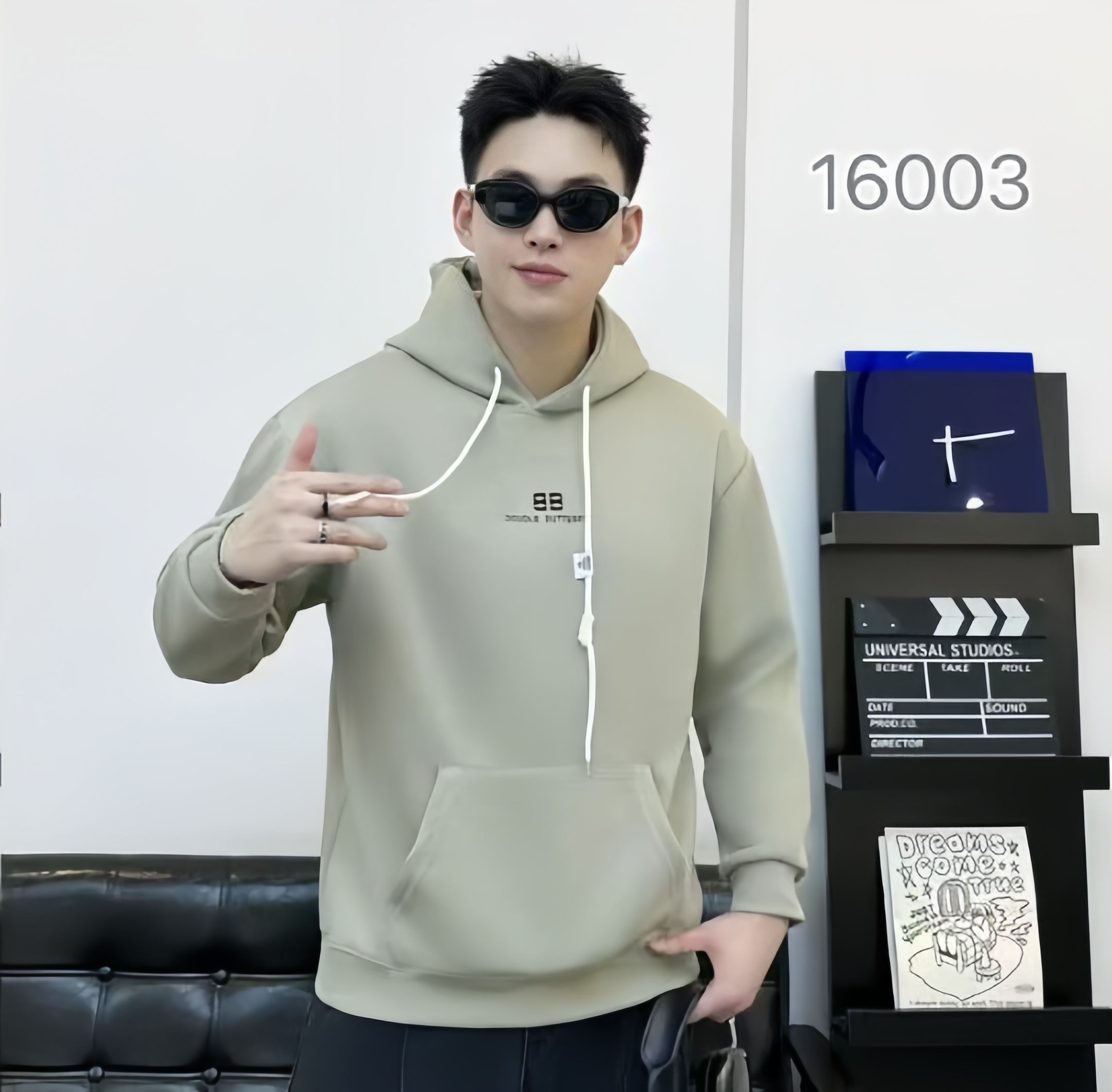 【秋季带帽卫衣】16003新款休闲潮流百搭简约字母套头男士刺绣卫衣
