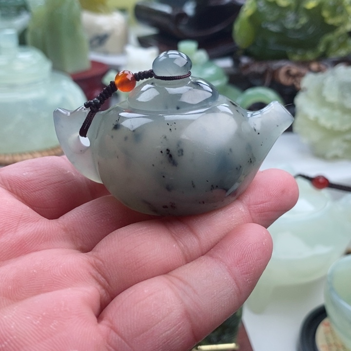 岫玉四大名玉手把件未镶嵌