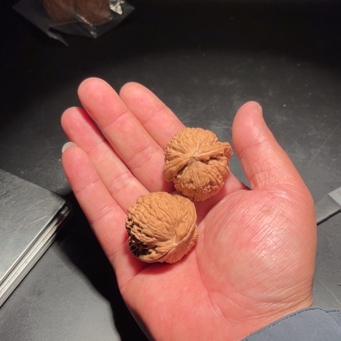 【闪购商品】哲*文玩核桃木制手把件