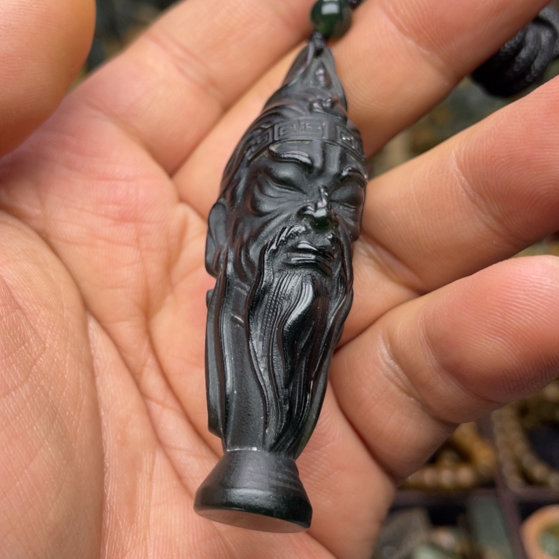 岫玉未镶嵌颈饰17