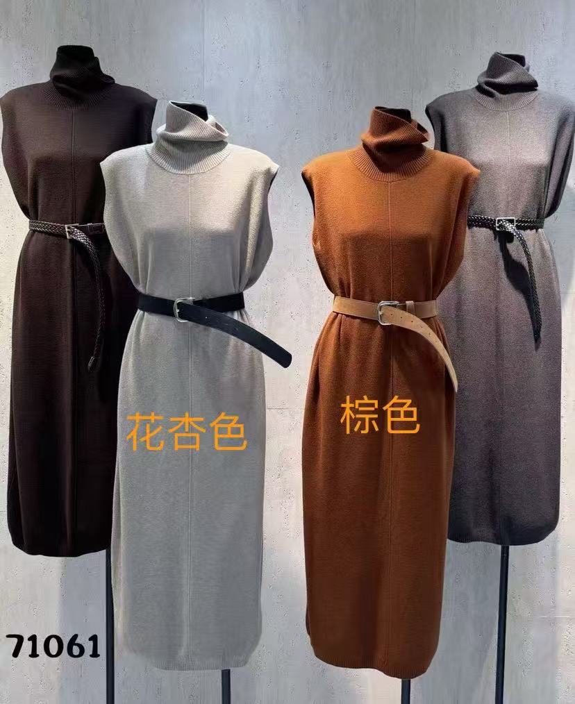 B96 2025秋冬新款网红百搭极简休闲时尚高领连衣裙
