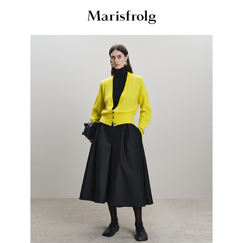 Marisfrolg玛丝菲尔25冬季新款显白气质时髦减龄针织衫A1FZ4857M
