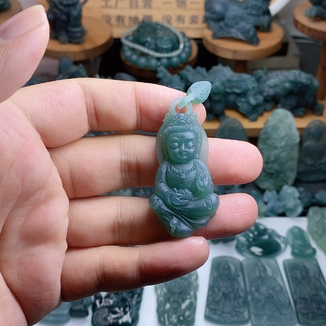 定制翡翠未镶嵌观音