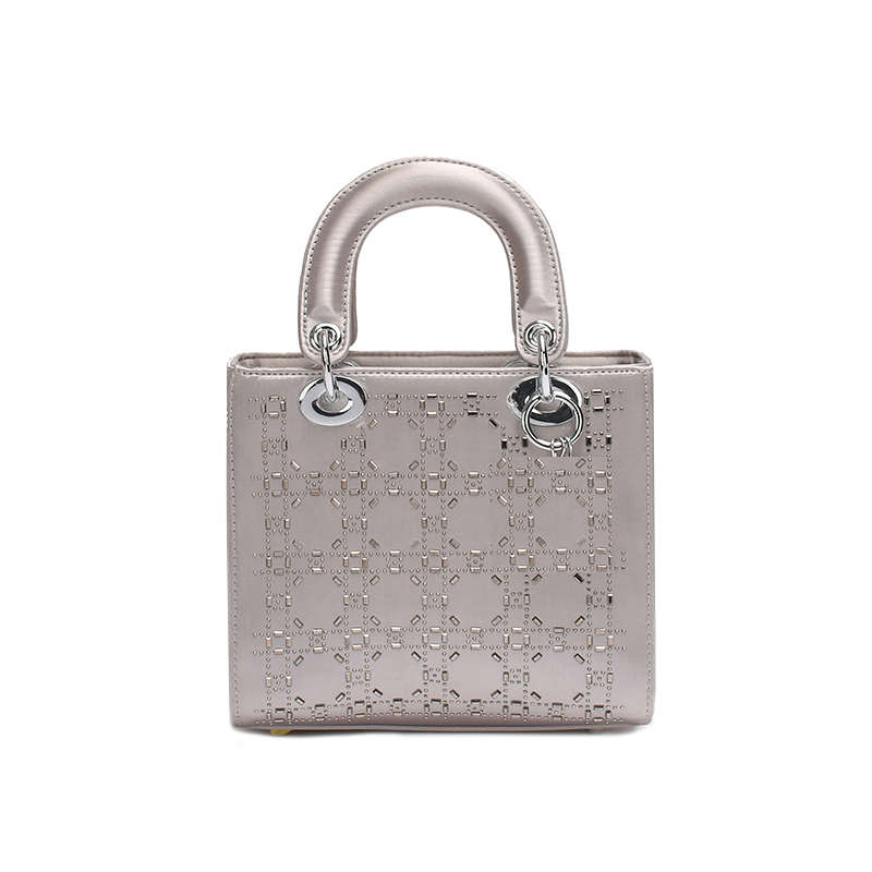 2025新款秋冬轻奢经典菱格手提法式时尚斜挎带飞包-C035烫钻灰