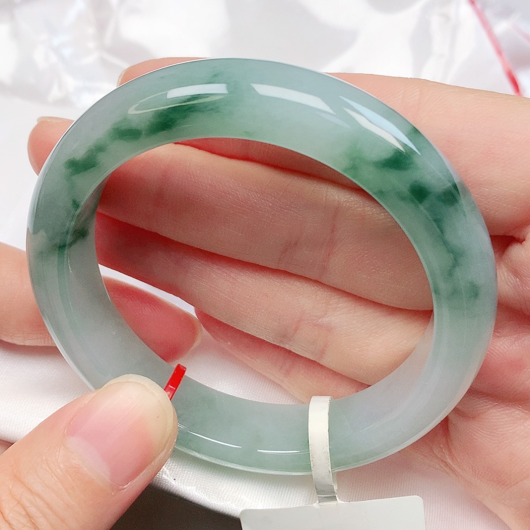 翡翠手镯未镶嵌抖音质检627