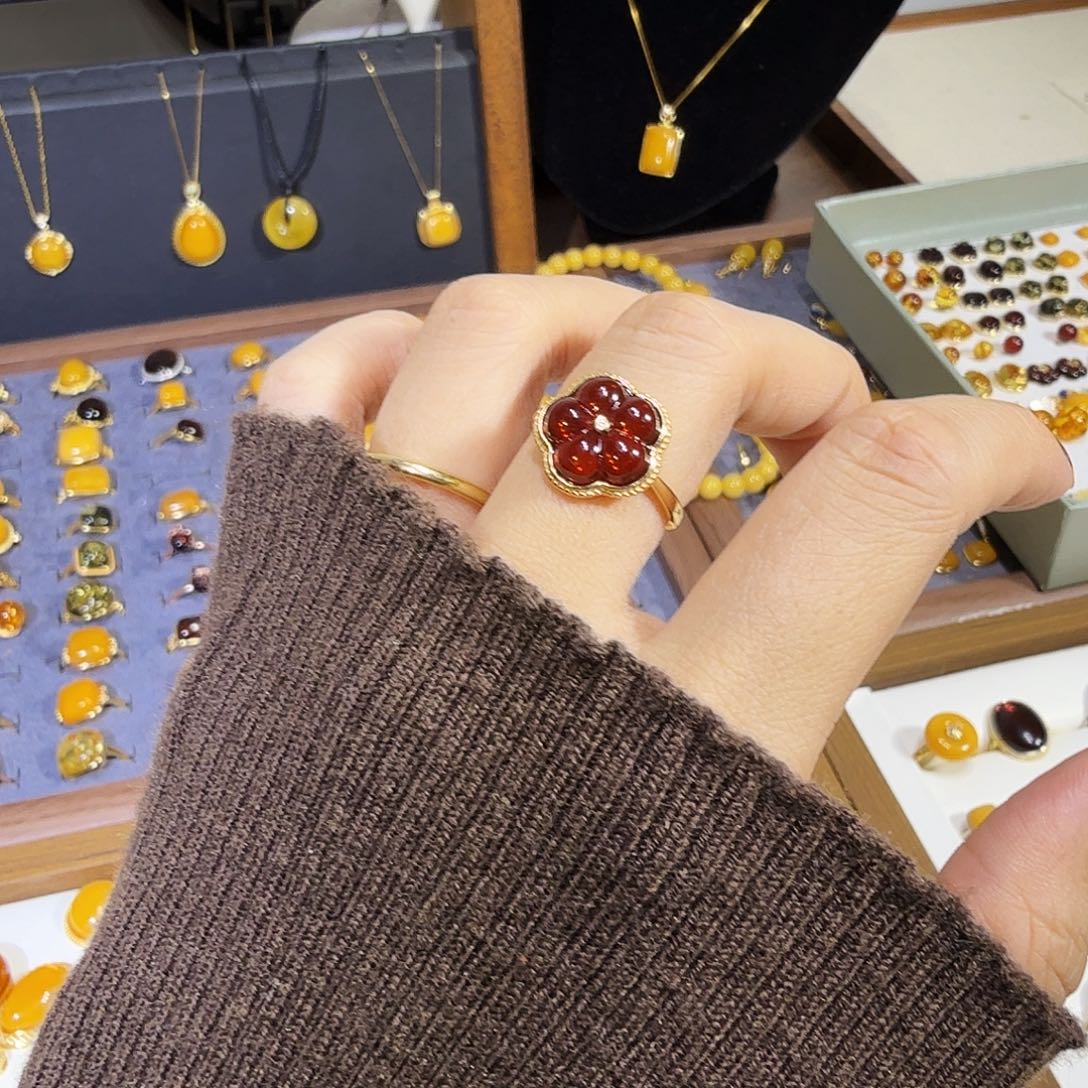 血珀银S925镀金镶嵌戒指