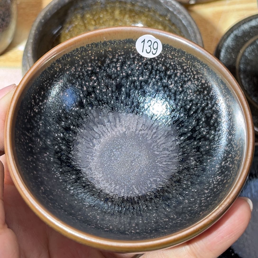 茶盏义兴龙窑坚持真柴烧