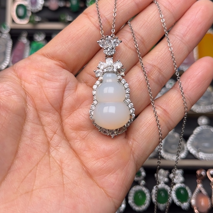 玛瑙/玉髓合金颈饰