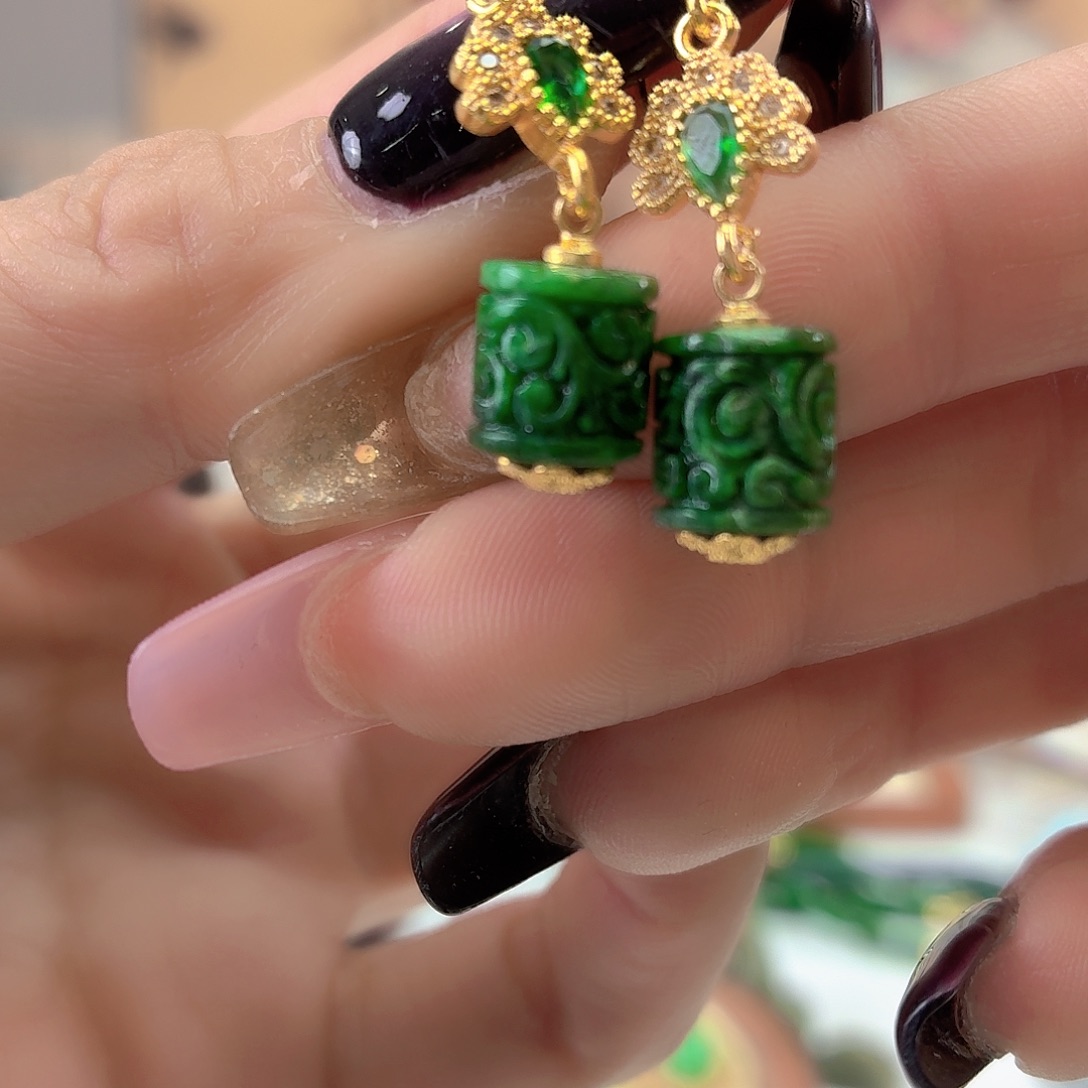 翡翠未镶嵌耳饰翡翠