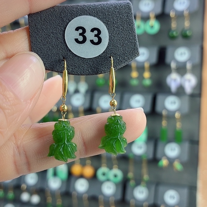 和田玉18K金镶嵌耳饰