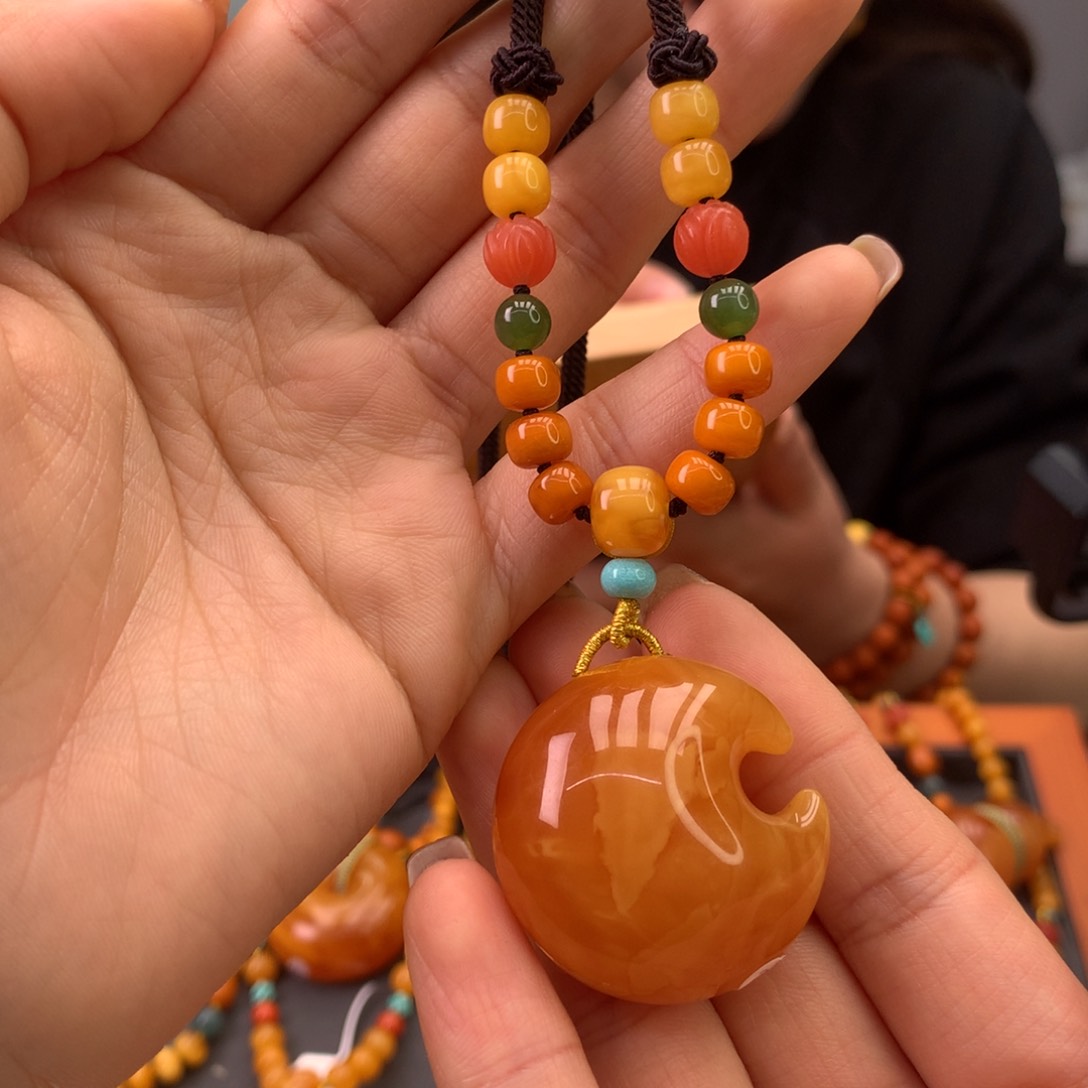 蜜蜡颈饰未镶嵌天然