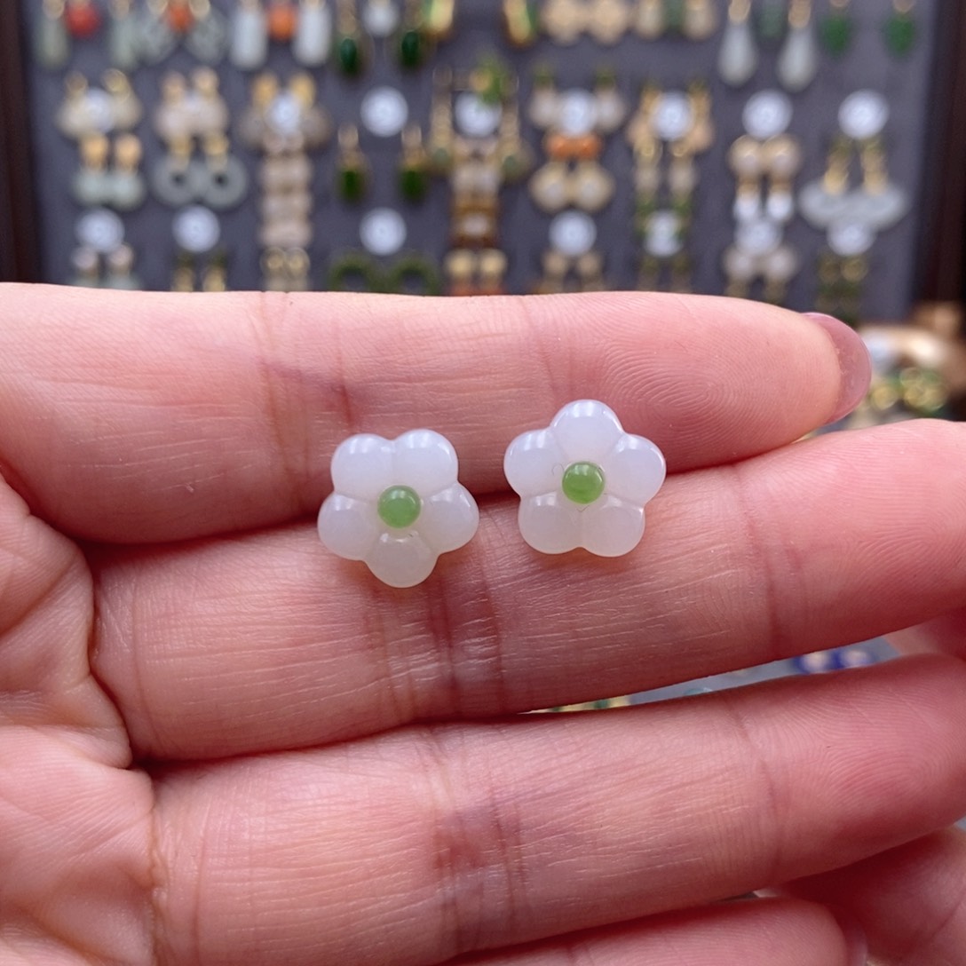 银S925镶嵌和田玉耳饰