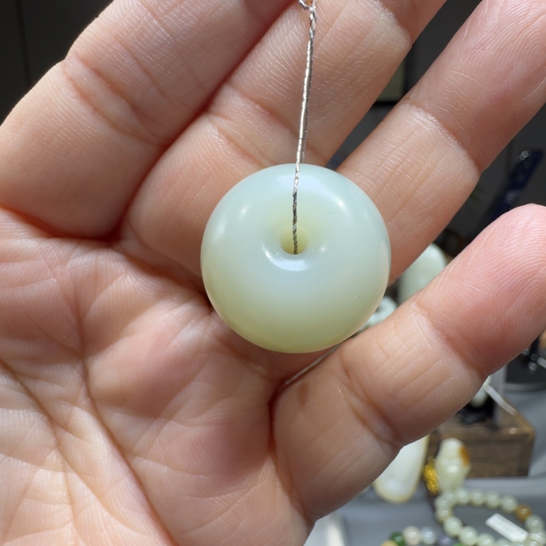 和田玉挂件未镶嵌