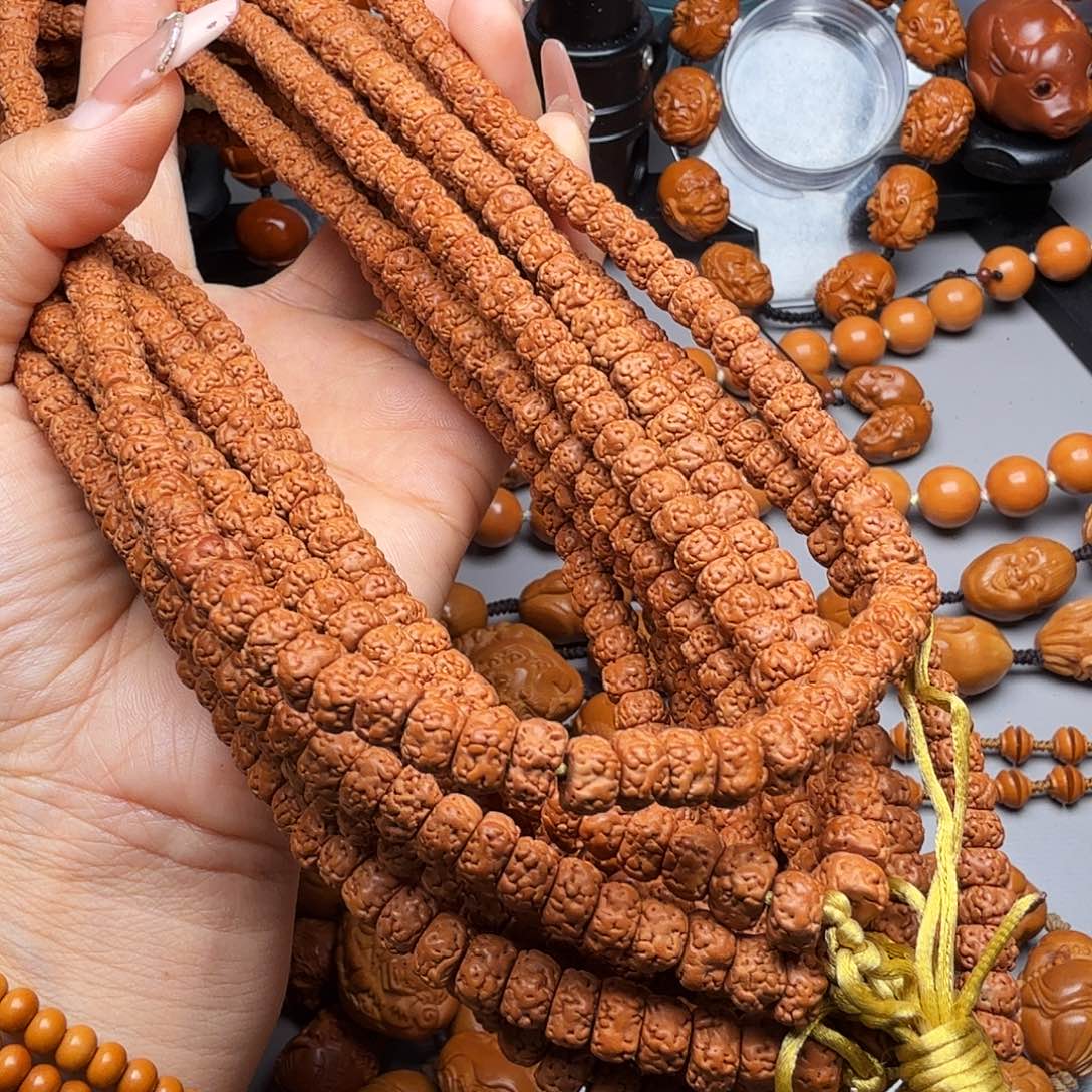 橄榄核手串/手链你手持