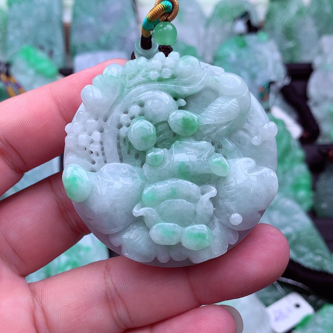 翡翠未镶嵌吊坠(不含链)