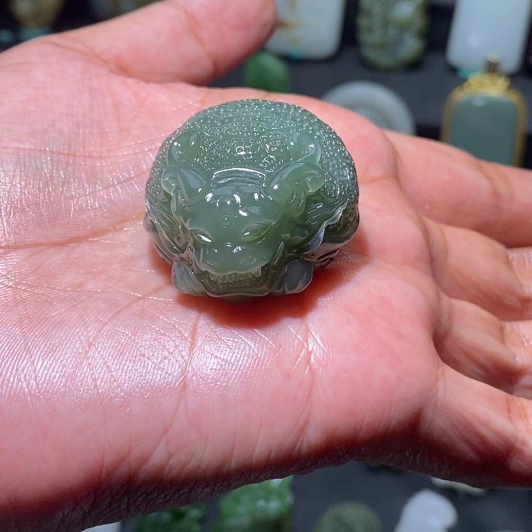 和田玉未镶嵌龙龟