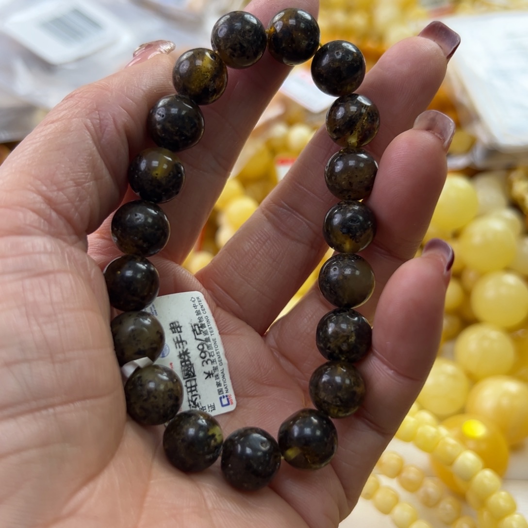 琥珀珠宝奇石未镶嵌