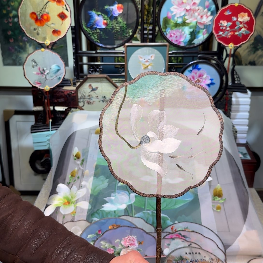 刺绣刺绣工艺精湛