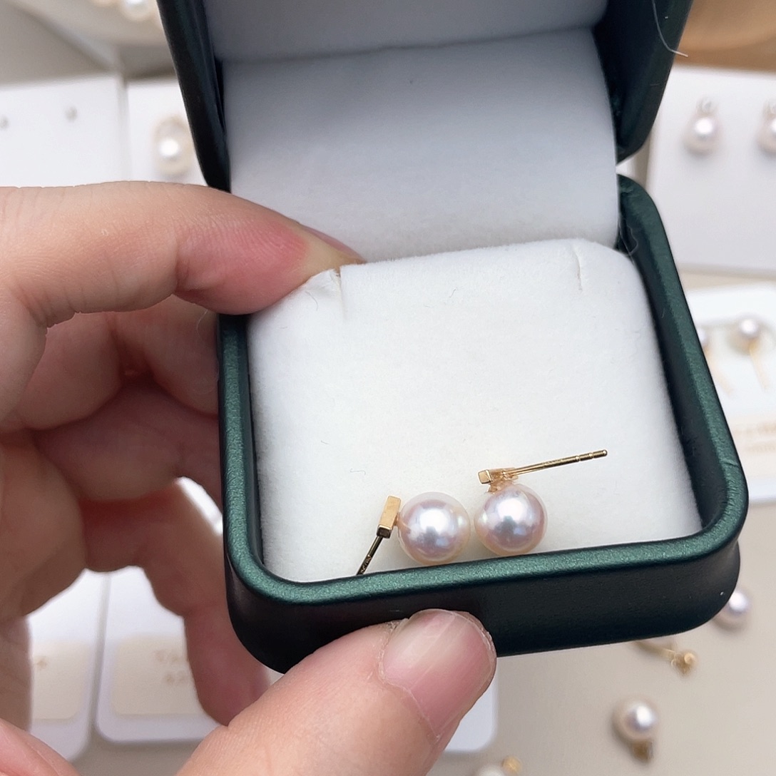 海水珍珠耳饰18K金镶嵌7.5-8平衡木耳钉