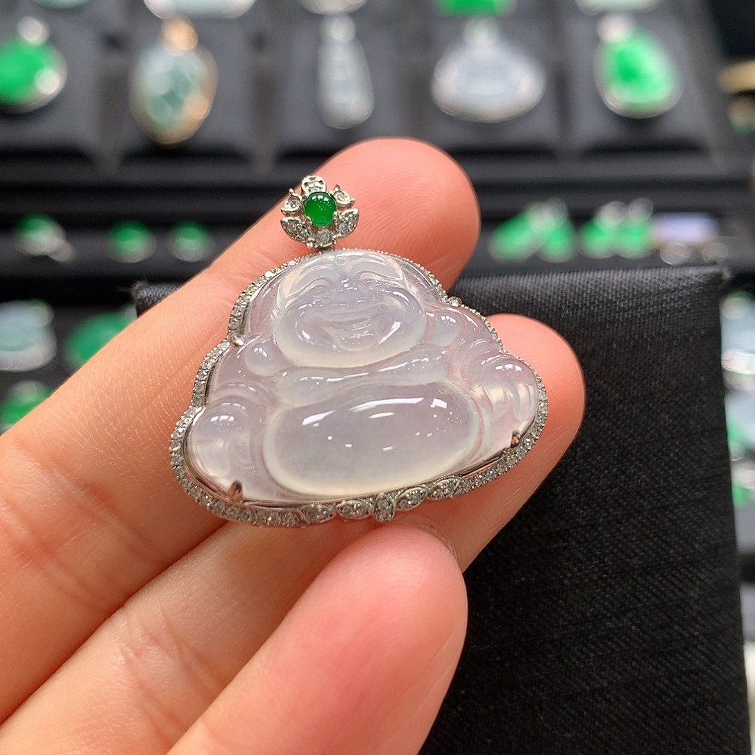 翡翠18K金镶嵌颈饰