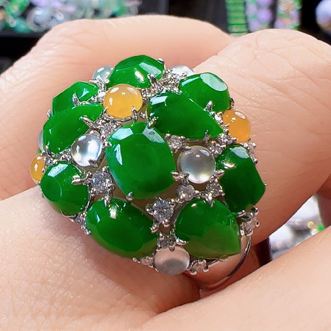 翡翠戒指18K金镶嵌签收后24小时鉴赏期