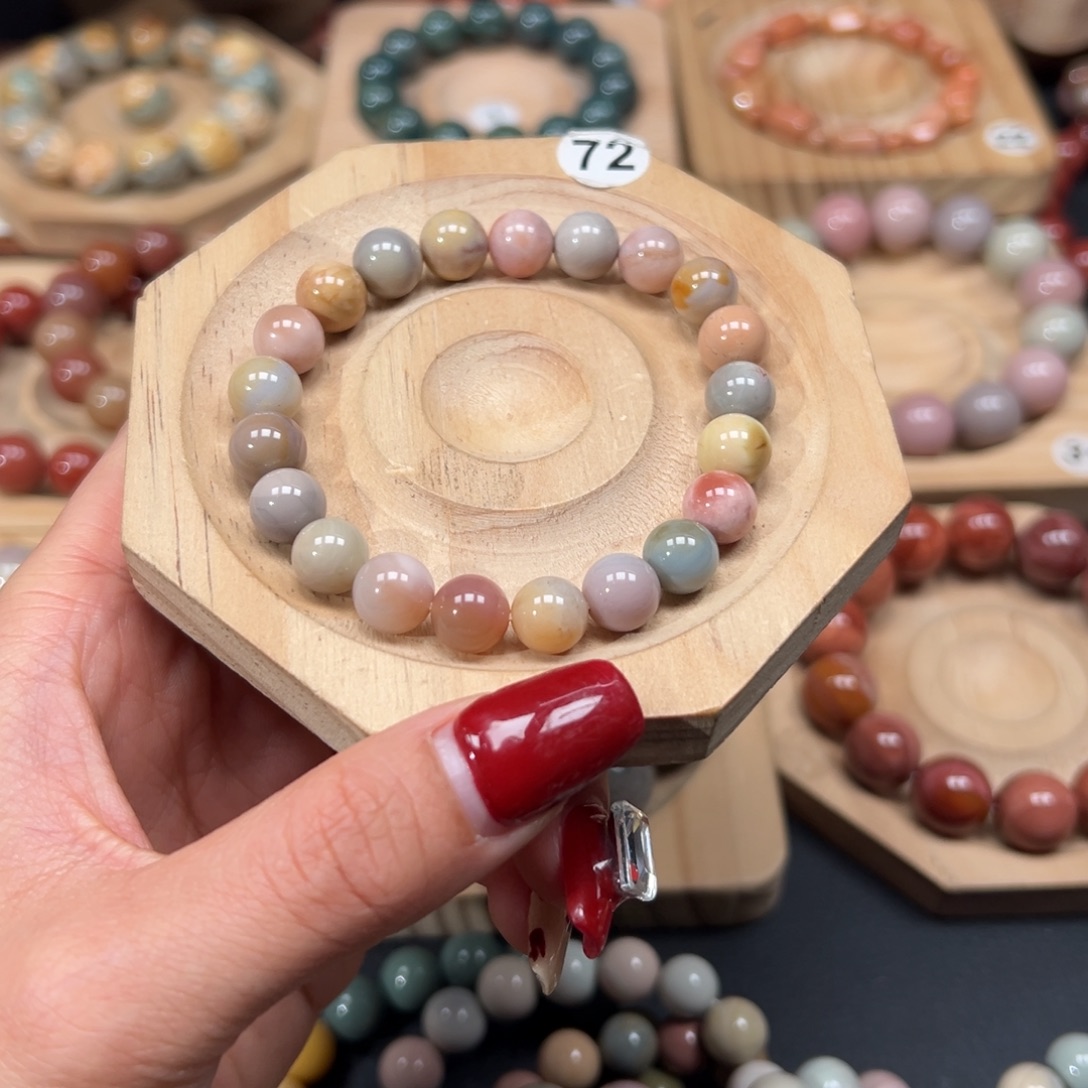 葡***时石英质玉未镶嵌手链129