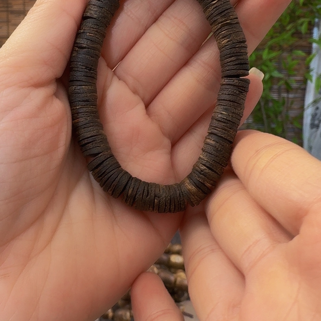 沉香手串奇楠沉香0.8沉水片片珠