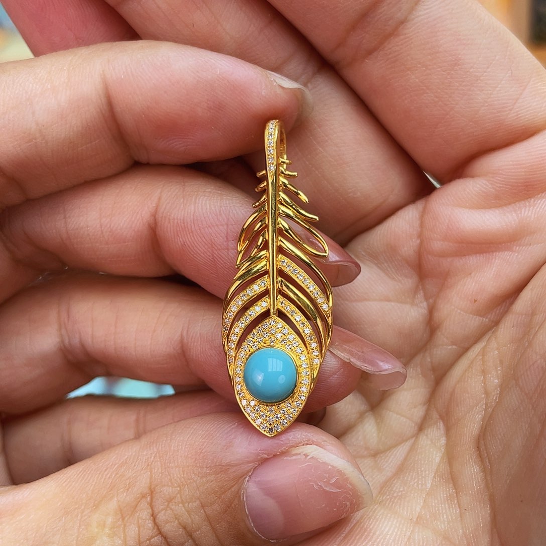 绿松石吊坠(不含链)18K金镶嵌