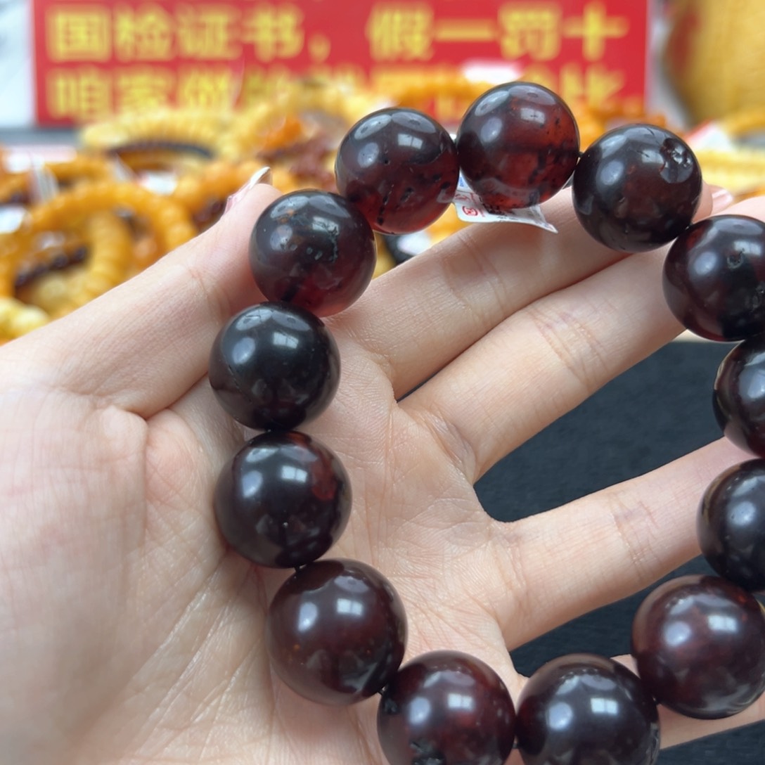 琥珀珠宝奇石未镶嵌