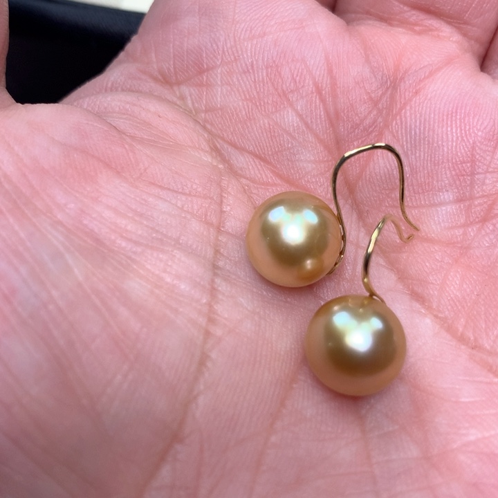 18K金镶嵌耳饰海水珍珠