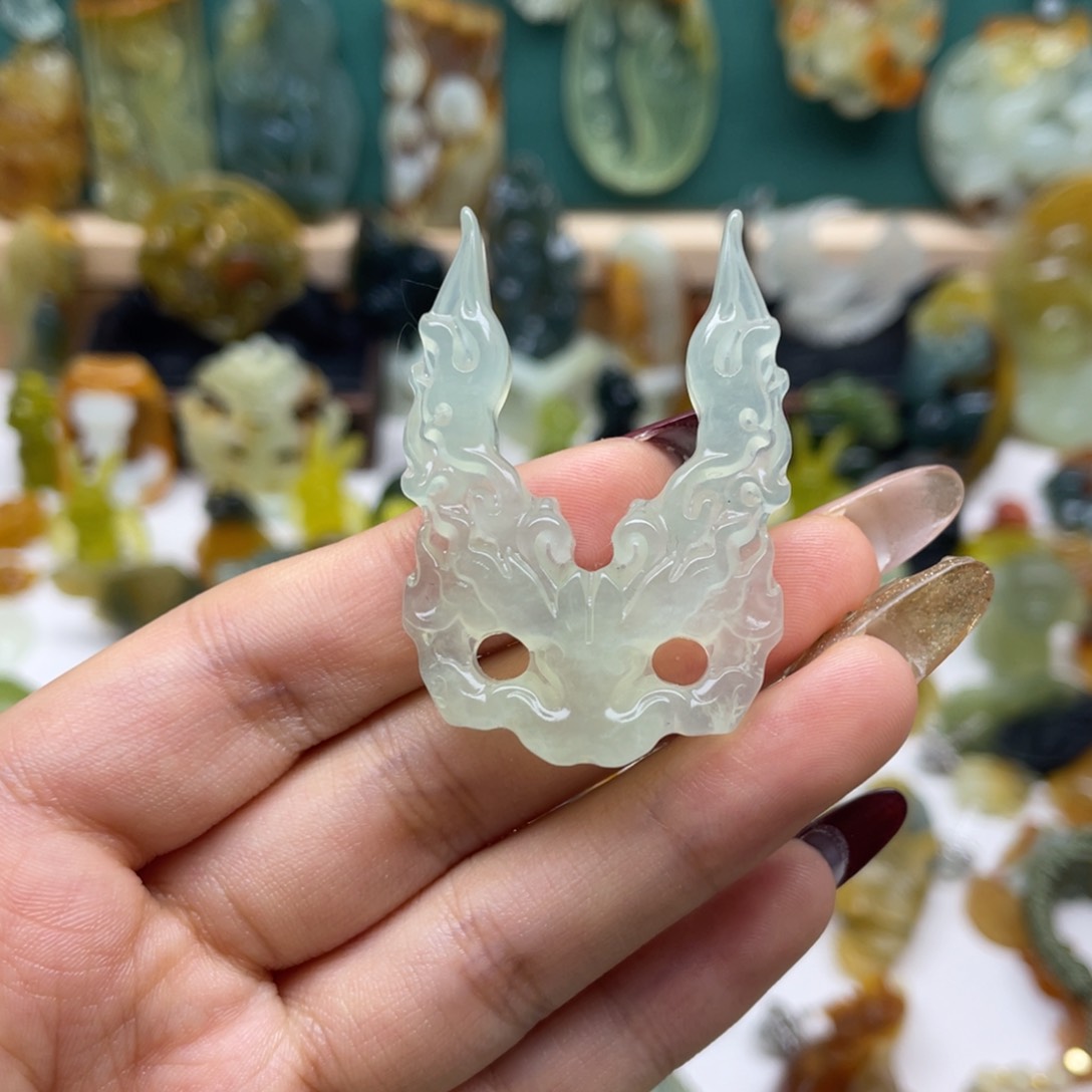 蛇纹石玉吊坠(不含链)未镶嵌