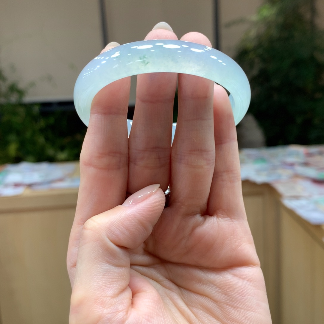 翡翠手镯未镶嵌爱****Z48000