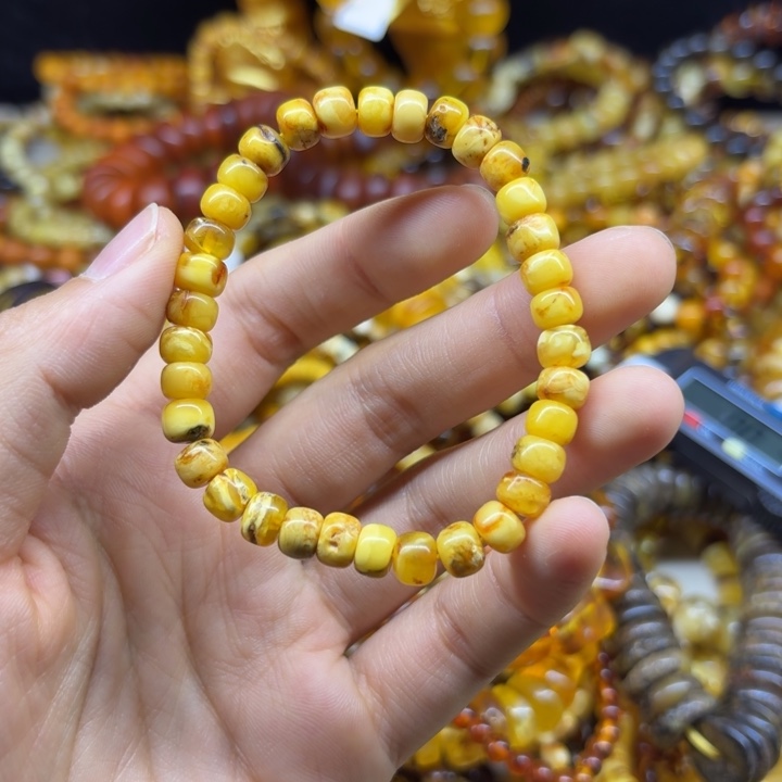 琥珀未镶嵌珠宝奇石